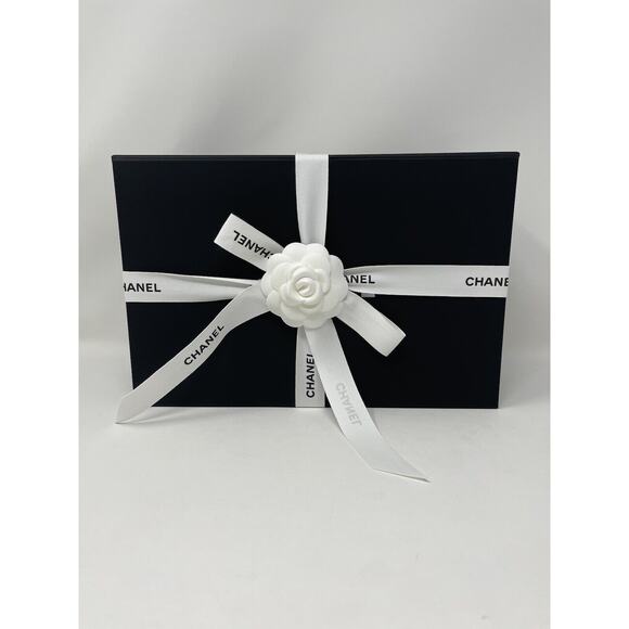 Chanel 22 Mini Bag Black NEW Hobo Tote Shopping Bag - Picture 14 of 14